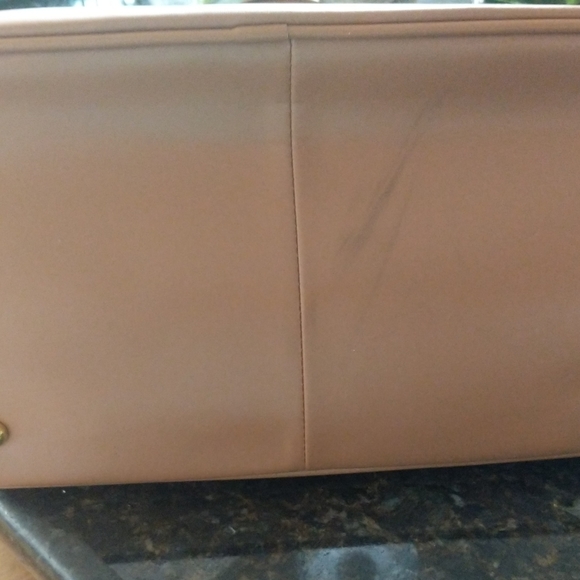 Joy & Iman Top Handle Pebble Bag Satchel Handbag /Charm - Picture 6 of 12